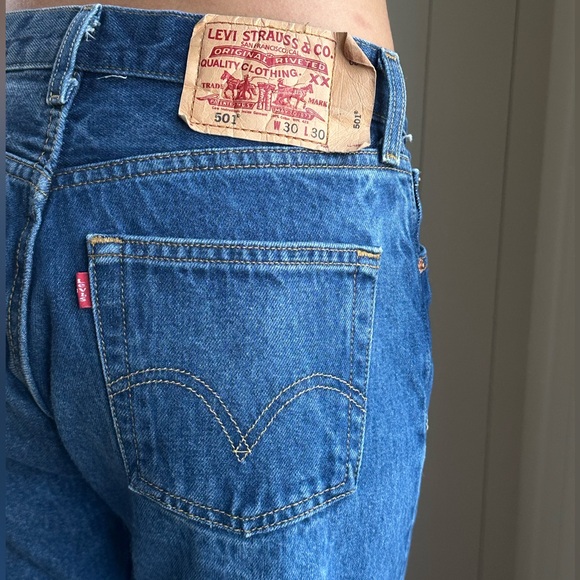 501 Levi’s Vintage ( 2007) tagged 30x30 - Picture 1 of 13